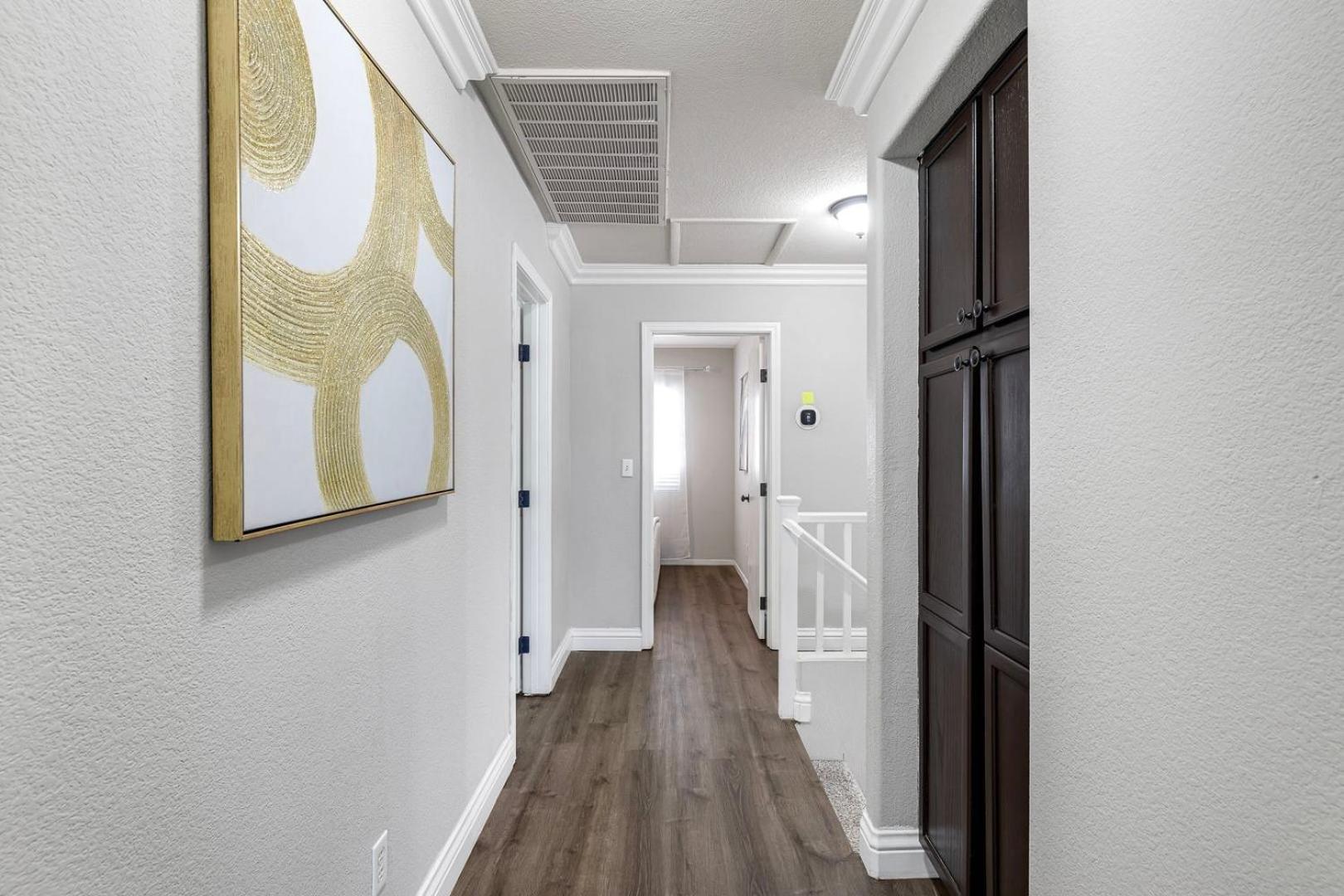 Modern In Vegas Near Strip With Pool And Jacuzzi * Las Vegas